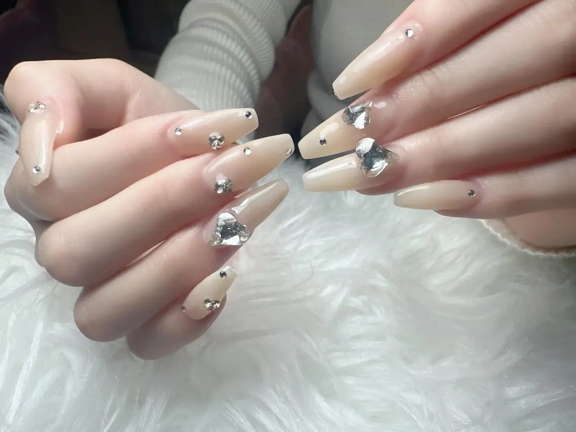 ネイル フレンチネイル 韓国ネイル マグネットネイル ニュアンスネイル オフィスネイル ハンドネイル ハンドケア Hara Nail 【持ち込みOK】のネイルデザイン