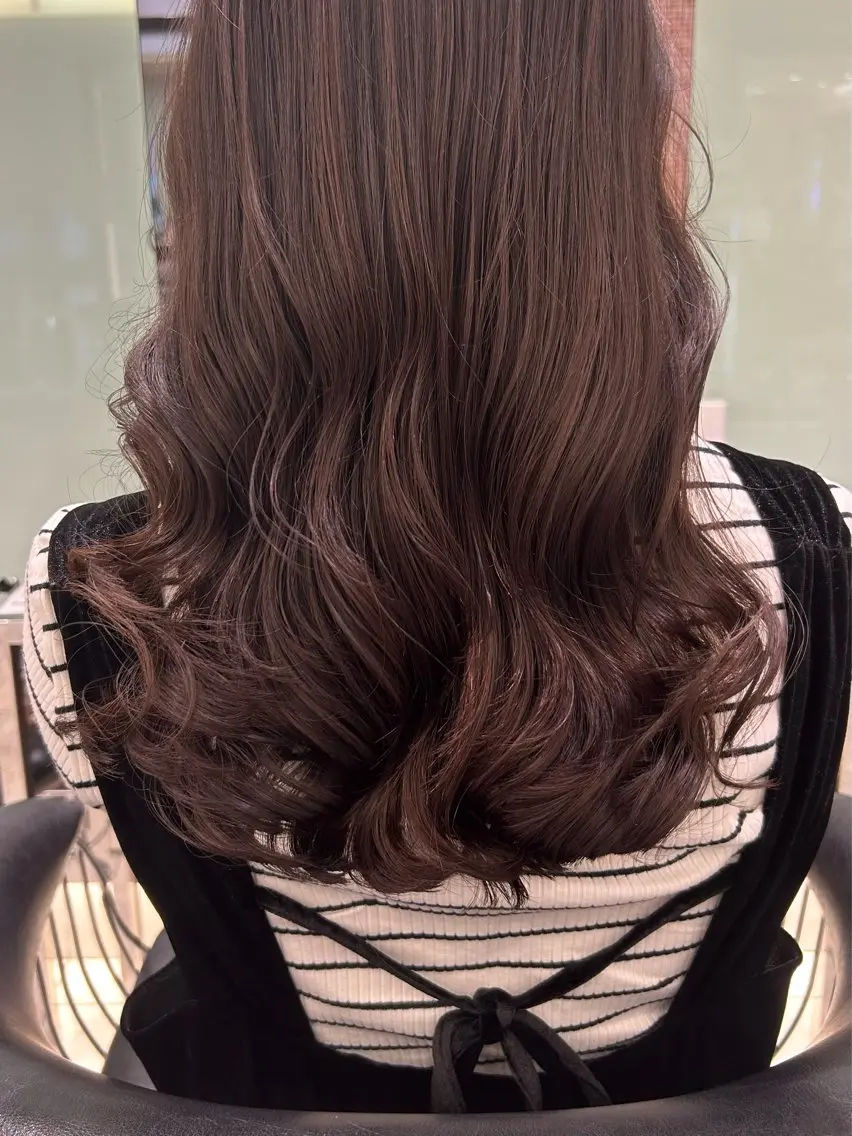 セミロング パーマ カット パーマ 韓国っぽ水光肌カラー マンツーマン🫧なおのヘアスタイル