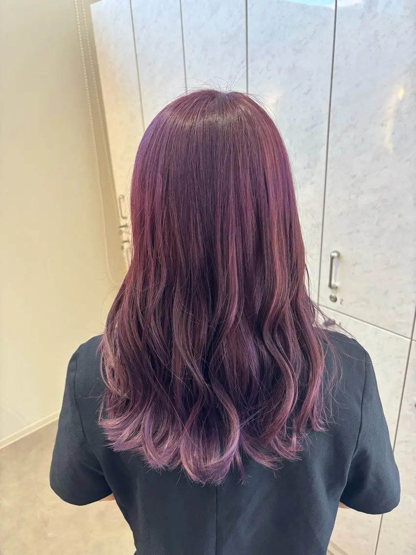 【✨️ケアブリーチ✨️】カット＋ブリーチカラー＋𝐀𝐮𝐣𝐮𝐚リペアトリートメント🤍꙳☄︎の写真