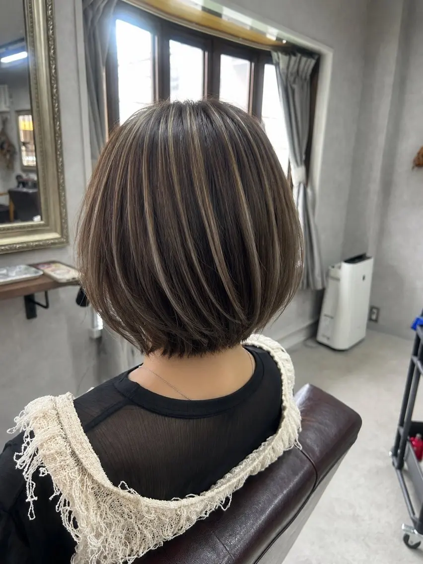 ショート カラー Lien 深井店のヘアスタイル