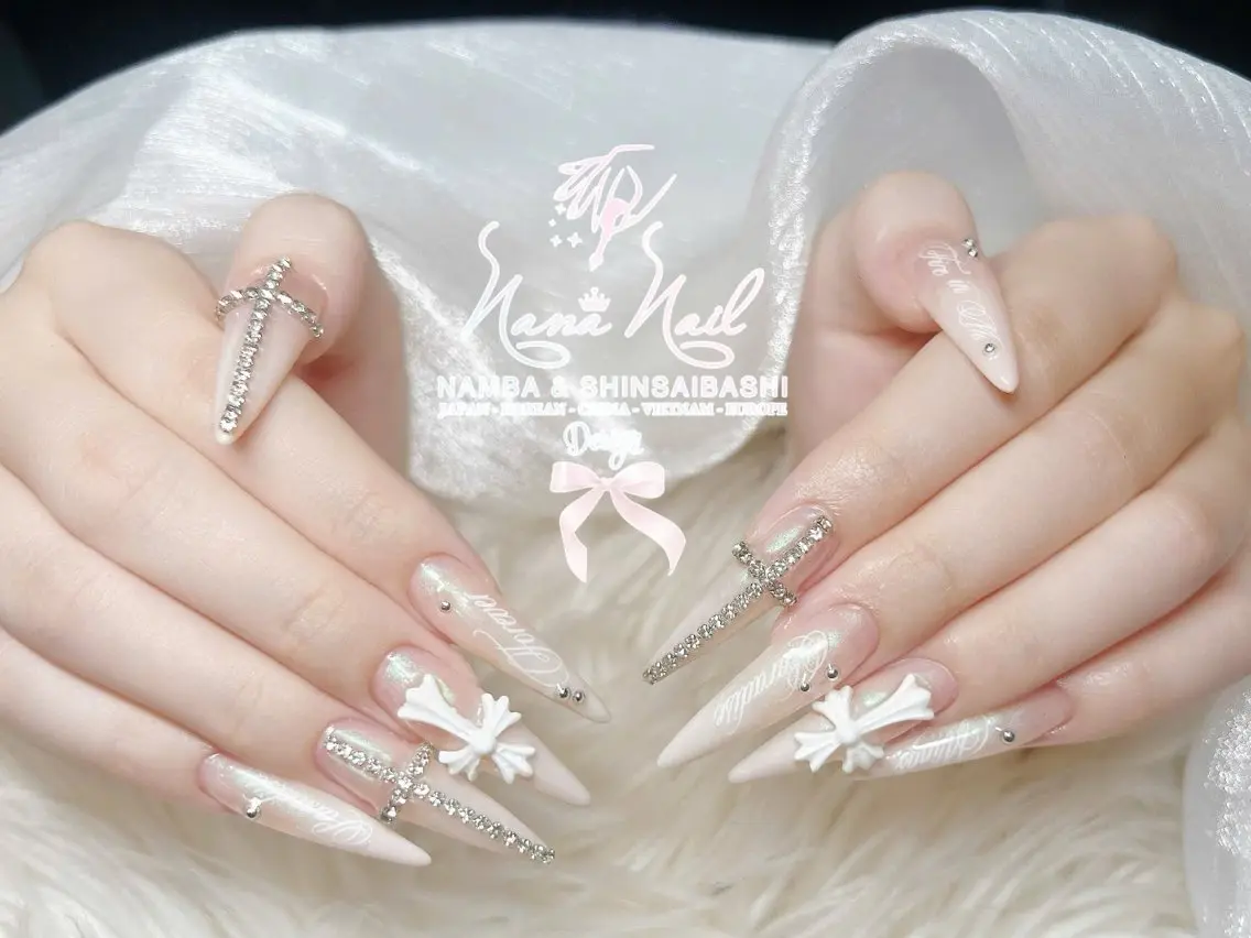 ネイル チークネイル 桜ネイル フラッシュネイル フットネイル ジェルネイル ハンドネイル リナネイル アメ村心斎橋店のネイルデザイン