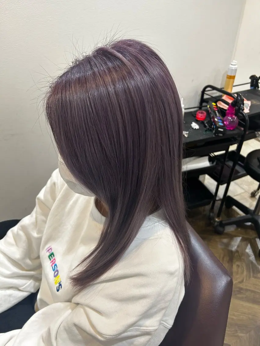 ロング カラー 上田 愛來のヘアスタイル
