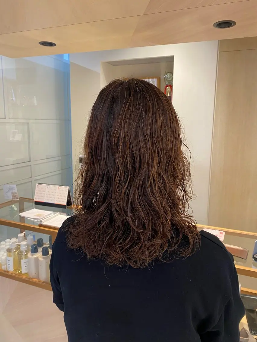 セミロング パーマ カット パーマ 三代 ゆりあのヘアスタイル