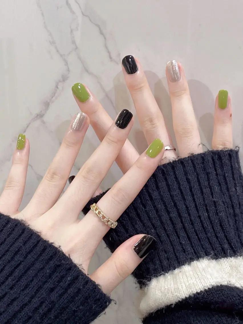 ネイル Rnailsalon リンゴのネイルデザイン