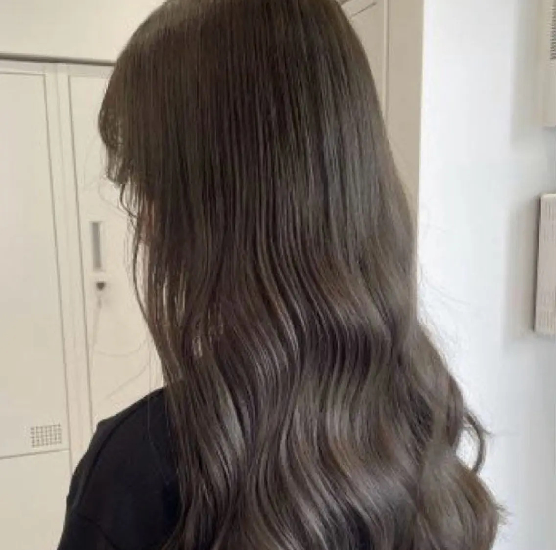 カラー 野呂 くるみのヘアスタイル