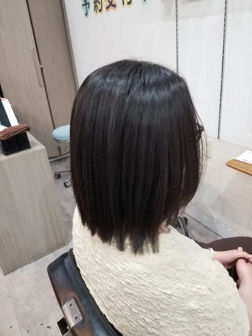 ミディアム カット 暖色🍎透明感カラー 🩵小林かりんのヘアスタイル