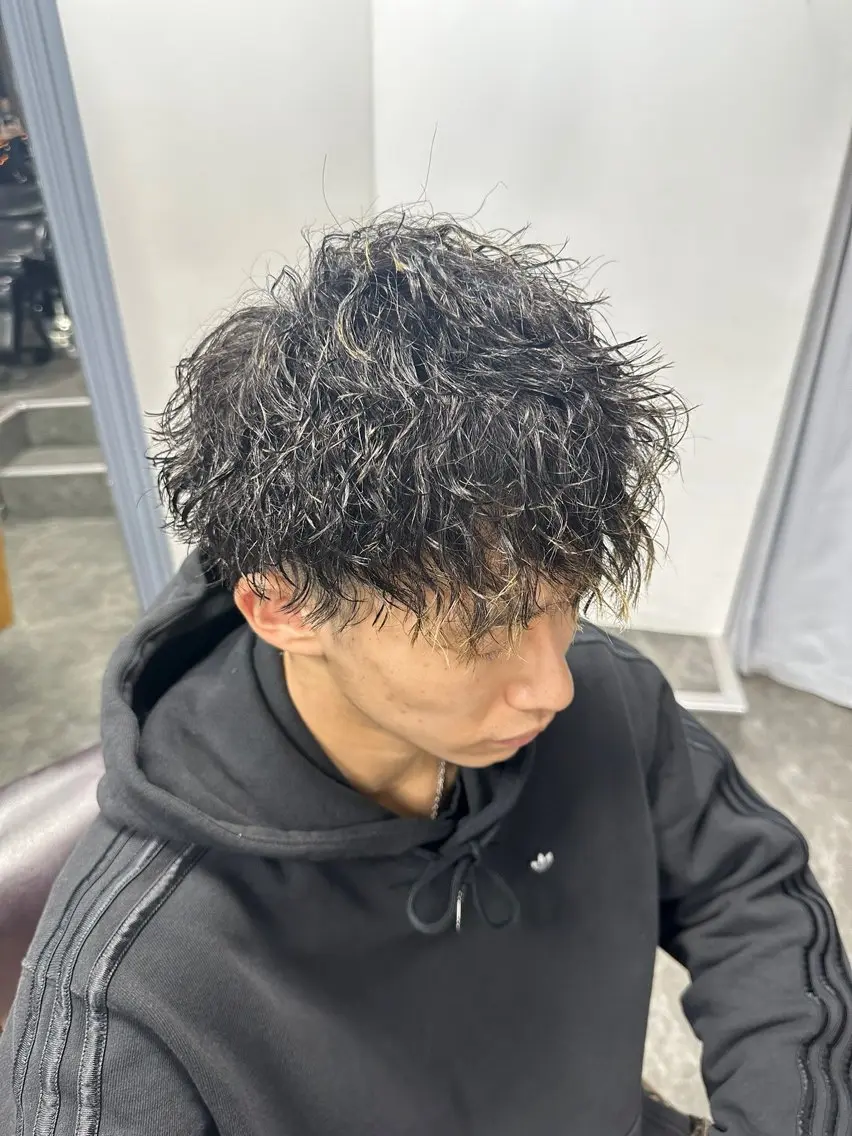 パーマ メンズ カット パーマ 梅田/パーマリピート 率90%超/秋本大智のヘアスタイル