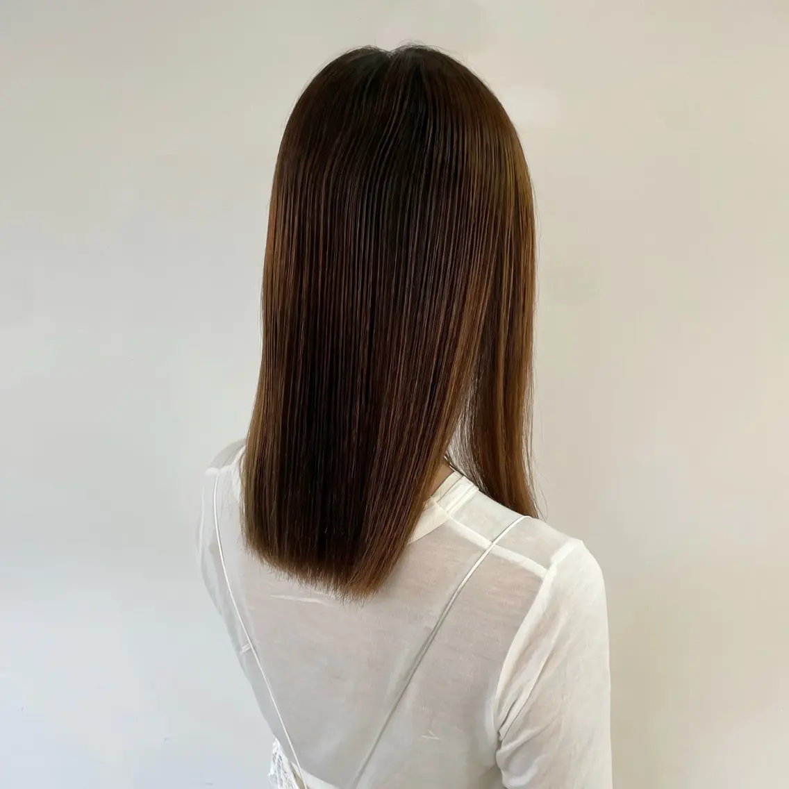 セミロング 縮毛矯正 ルプラボウ　森 伸衣のヘアスタイル
