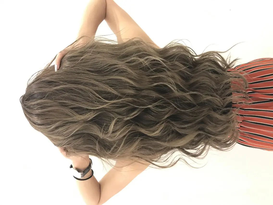 ミディアム ハイトーンブリーチ 土坂 由志【京都】のヘアスタイル