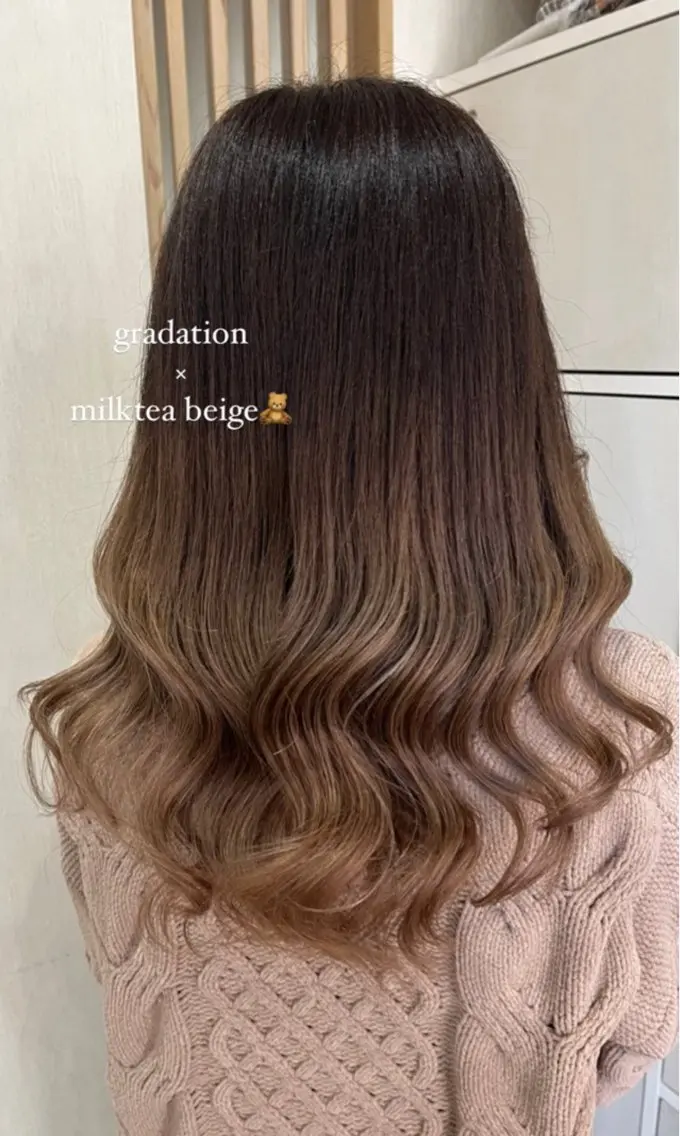 【毛先だけでも明るくしたい🥺】生活上全体を明るくできない方に!グラデーションカラー💗サラッサラトリートメント🫰🏼の写真