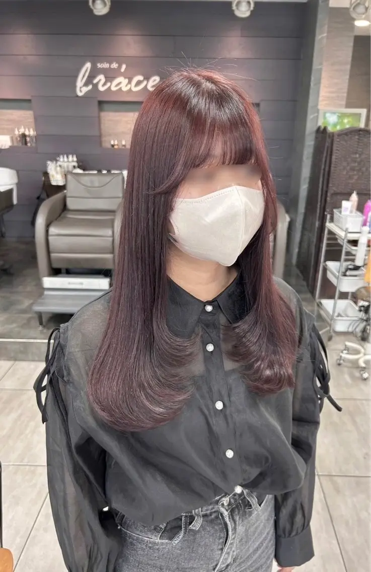ロング パープルカラー 顔周りカット レイヤーカット カット ヘアカラー 🫧艶髪カラー🫧 森本くるみのヘアスタイル