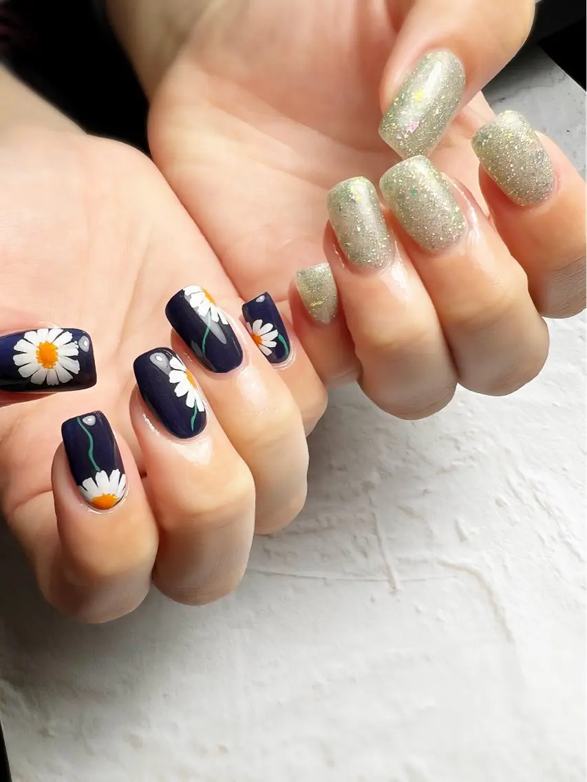 ネイル ハンドネイル フットネイル NAILsalon Laki(ラキ)のネイルデザイン
