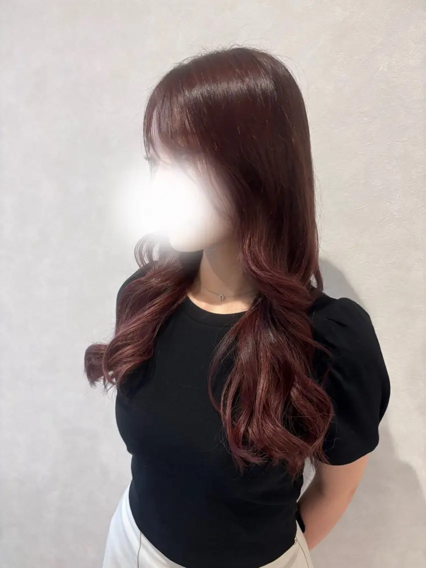 ロング ヘアカラー 福島 あいりのヘアスタイル