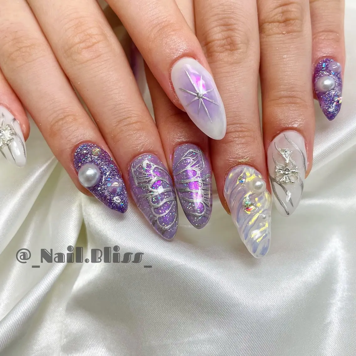 ネイル オーロラネイル ハンドネイル NAIL BLISSのネイルデザイン