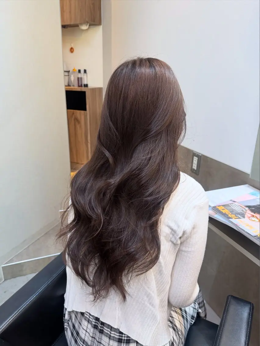 ロング カラー ヘアカラー トリートメント 韓国ヘア🇰🇷 YUKINAのヘアスタイル