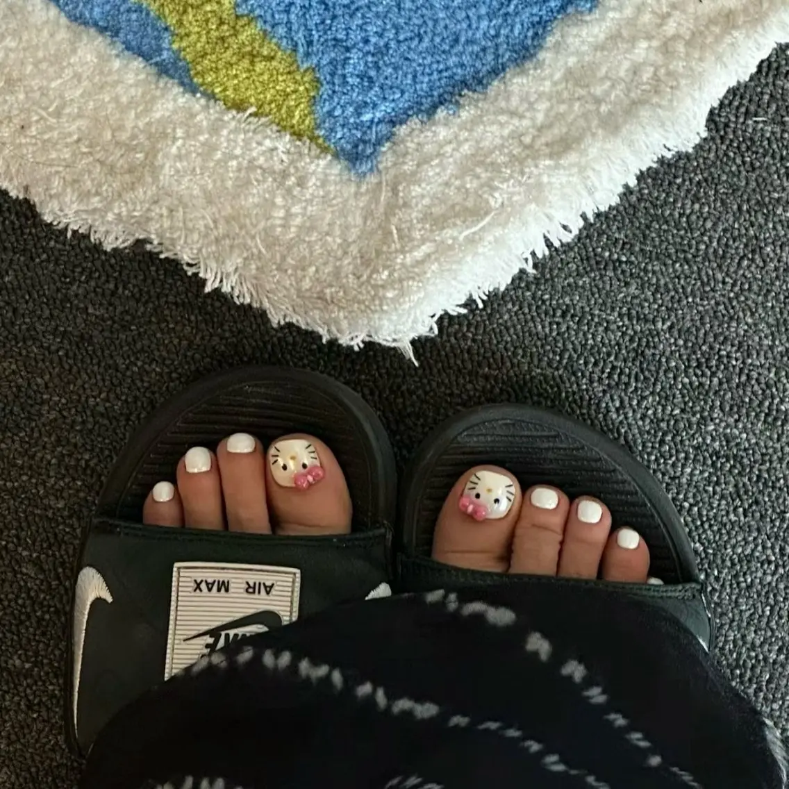 ネイル チークネイル フレンチネイル グラデーション マグネットネイル ワンカラーネイル S.nail _のネイルデザイン