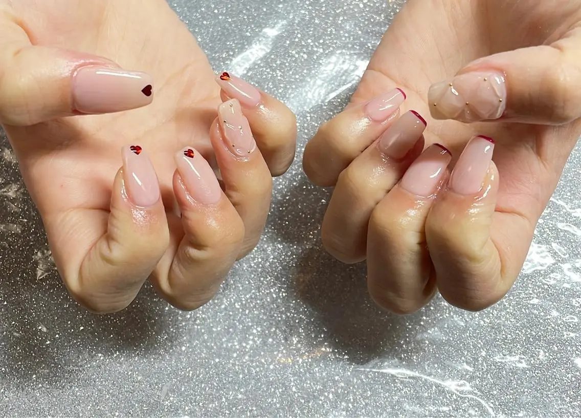 ネイル ハンドネイル VIERU 🌈🎀💖のネイルデザイン