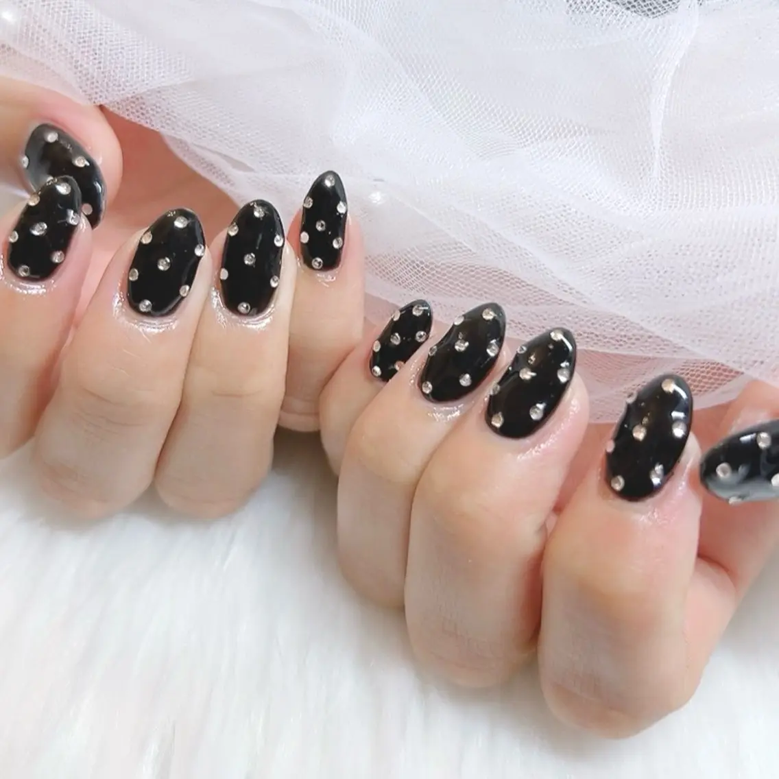 ネイル ハンドネイル Charlie 🖤のネイルデザイン