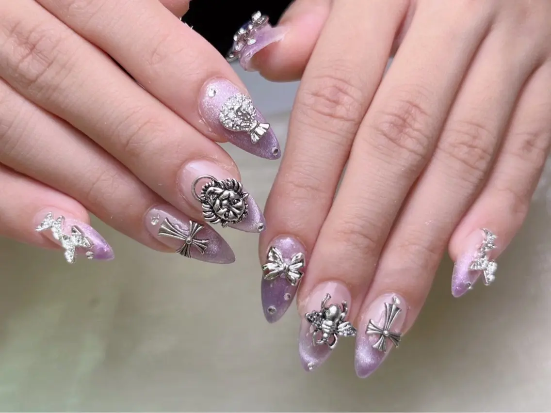 ネイル スカルプネイル ネイルチップ lucky nail 歌舞伎町のネイルデザイン