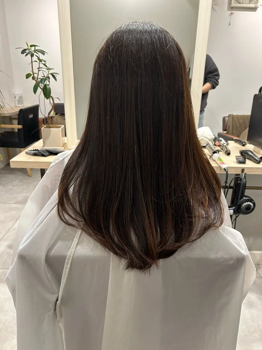 ロング 内田 航太のヘアスタイル