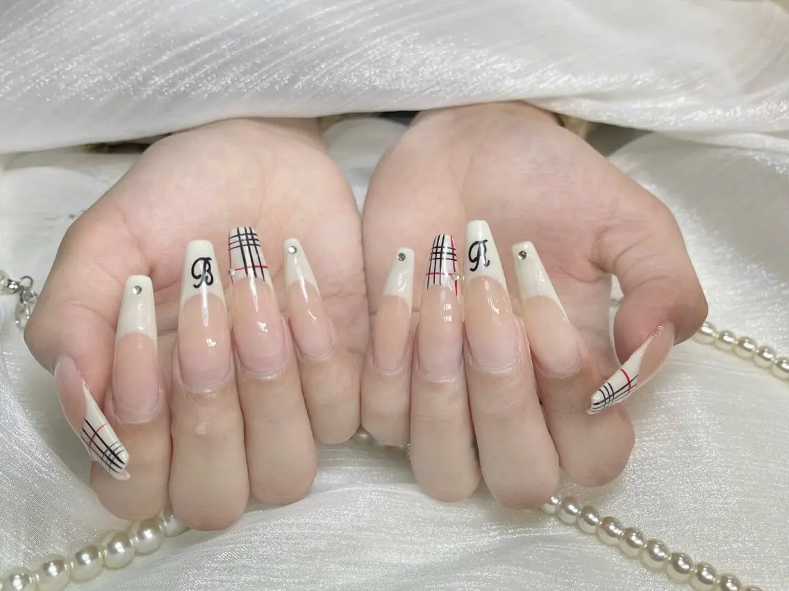 ネイル ハンドネイル YMT. NailStudioのネイルデザイン