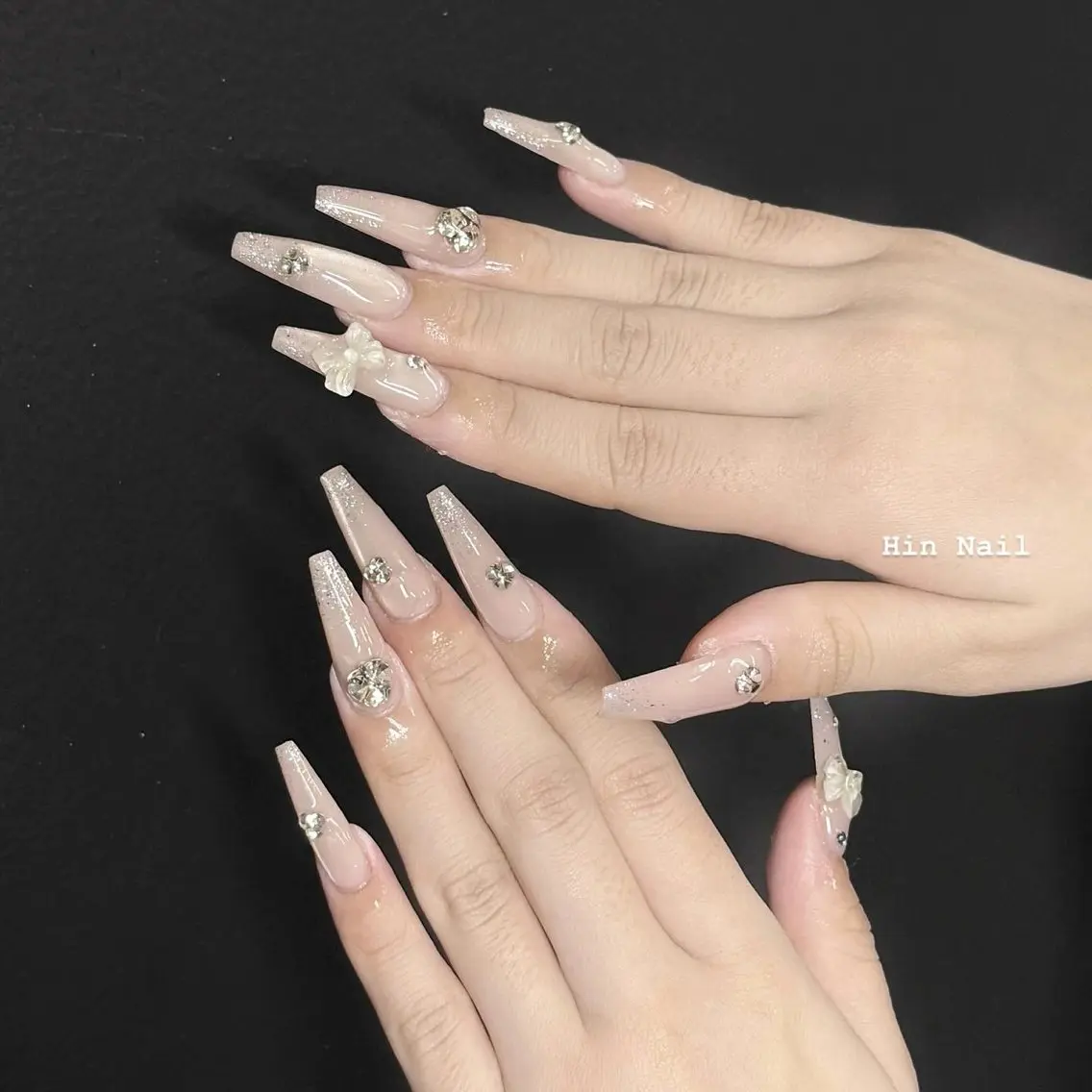 ネイル ハンドネイル HIN NAILのネイルデザイン