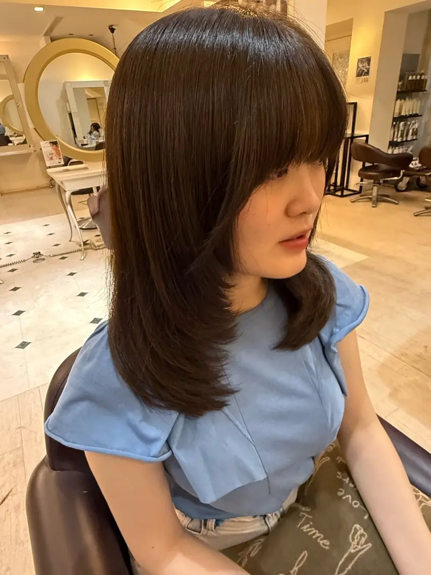 ミディアム カット ヘアカラー ありま ゆうなのヘアスタイル