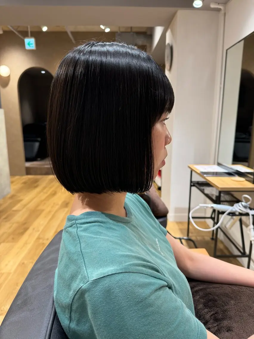 ミディアム ボブ 安藤 航平のヘアスタイル
