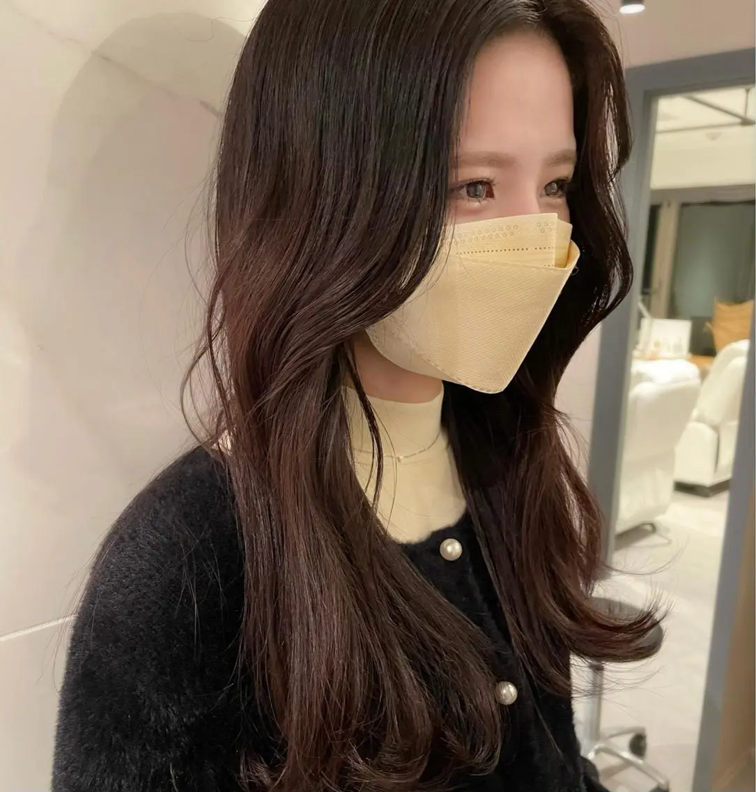 カラー アッシュ ベージュカラー ブリーチ 透明感カラー グレージュ 石山 洸平のヘアスタイル
