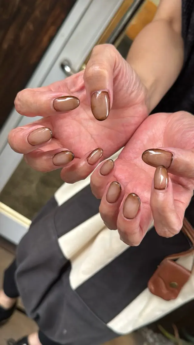 ネイル フラッシュネイル フラッシュマグ フットネイル フレンチネイル 韓国ネイル ハンドネイル SAKU nail 作島茜のネイルデザイン