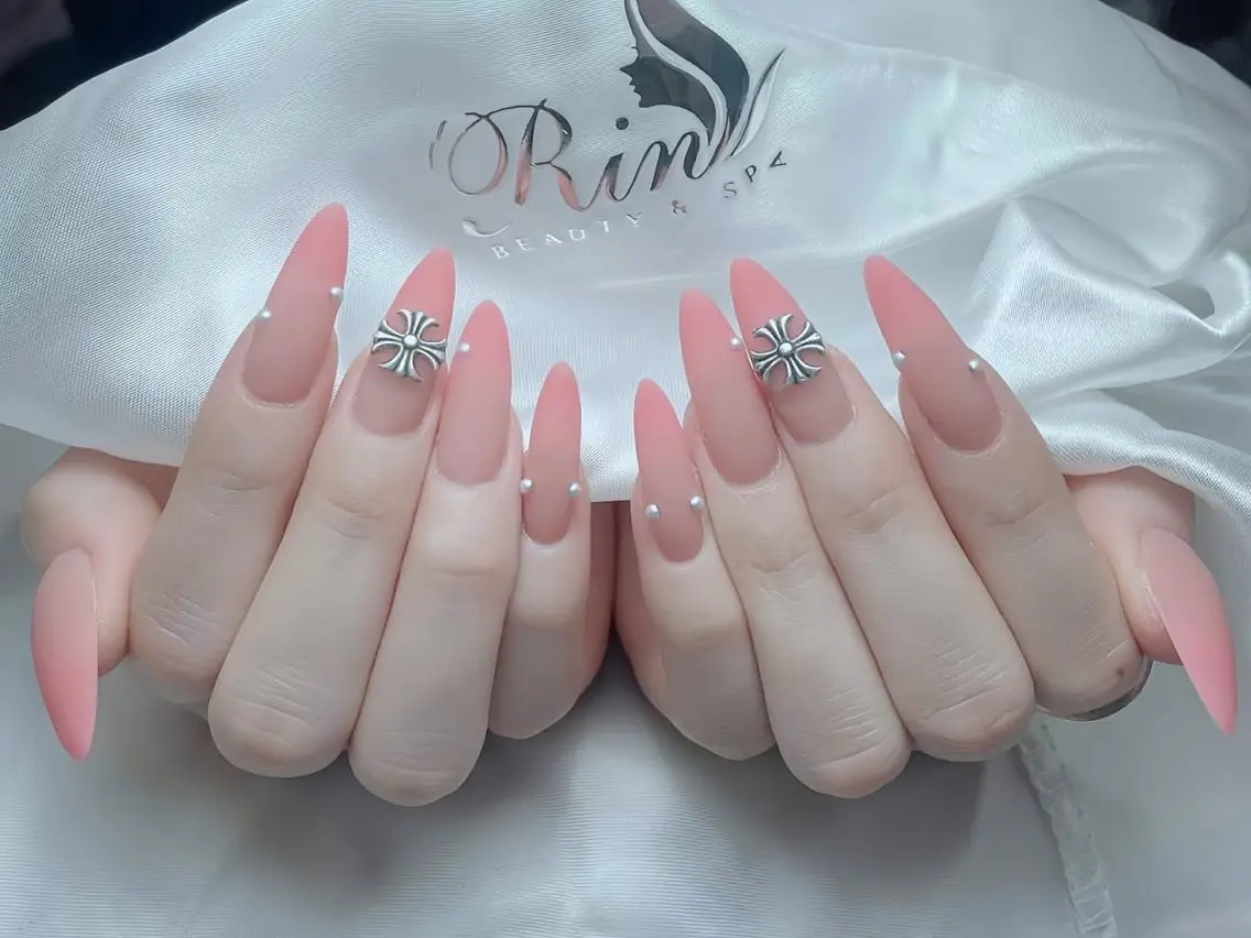 メンズ ネイル メンズ韓国風 クリスマス ボルドー フレンチネイル グラデーション ハンドネイル Rin Nail 新大久保店のネイルデザイン