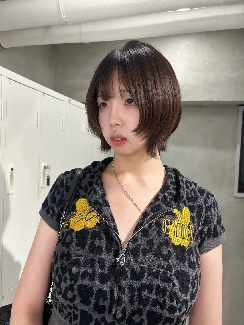 ショート 顔周りカット レイヤーカット カット トリートメント ヘッドスパ Akari🧬レイヤ ー/ハイトーン/天神のヘアスタイル
