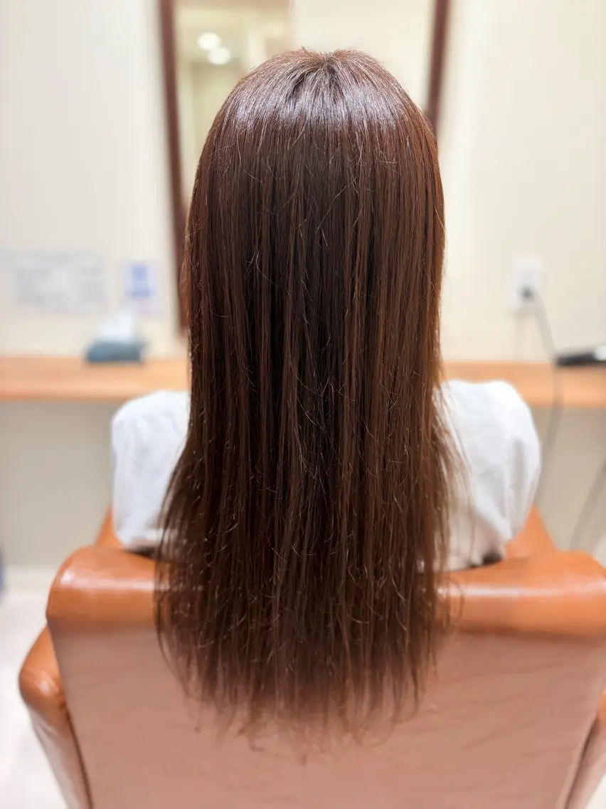 ロング カラー アッシュ アッシュブラウン ブラウンカラー 透明感カラー カット ヘアカラー GUEST ヒロキのヘアスタイル