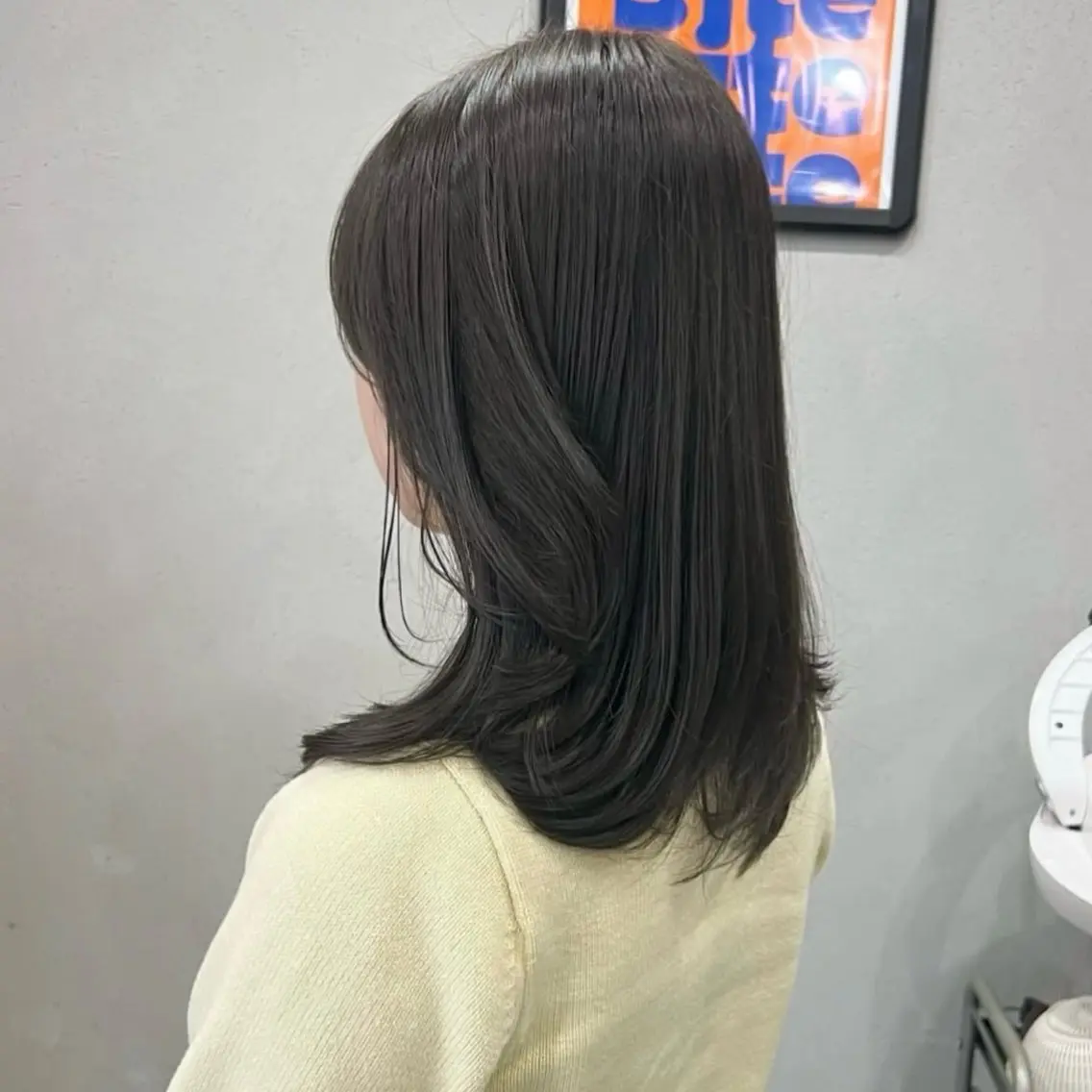 ミディアム カラー カット ヘアカラー トリートメント akane/オリーブ /ベージュのヘアスタイル