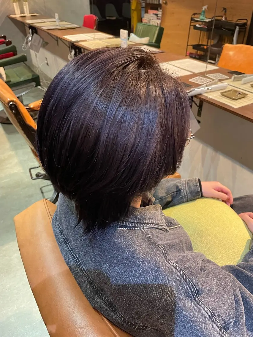 ショート カラー バイオレットカラー ヘアカラー 渡辺 優のヘアスタイル
