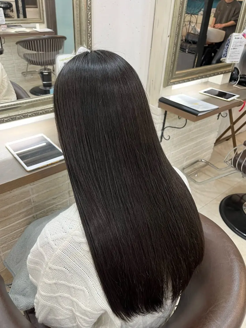 ロング 入学式 卒業式のヘアスタイル 髪質改善 トリートメント ヘアカラー トリートメント 兒玉/艶カラー/ 髪のお悩み相談😌のヘアスタイル