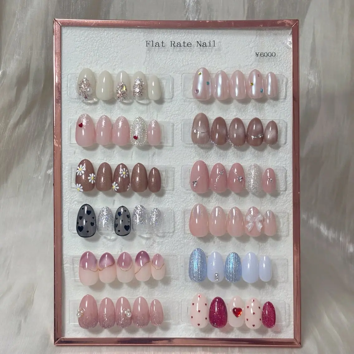 ネイル ハンドネイル nailroom DIASOMNIAのネイルデザイン