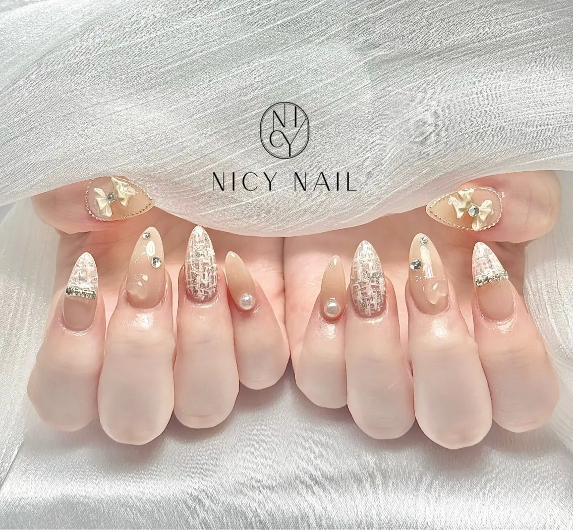 ネイル アートネイル オーロラネイル ブルー チークネイル フットネイル ハンドネイル NICY NAIL 池袋のネイルデザイン
