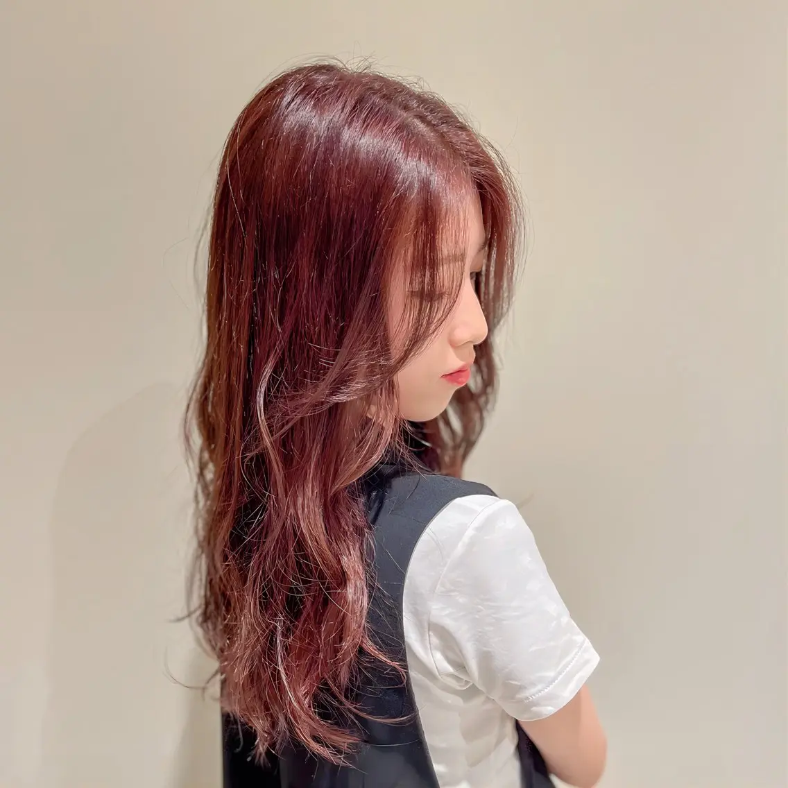 ロング ロングレイヤー 顔まわりレイヤー 髪質改善 韓国風ヘア レイヤーカット カット ヘアカラー トリートメント Yusei/似合わせ /韓国風レイヤーのヘアスタイル