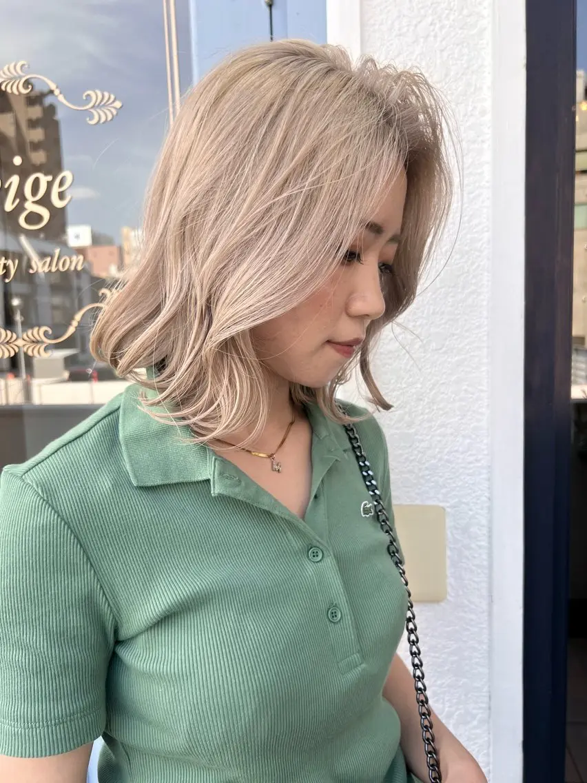 【ダメージレス】似合わせカット+ダメージレスブリーチ+艶出しトリートメントの写真