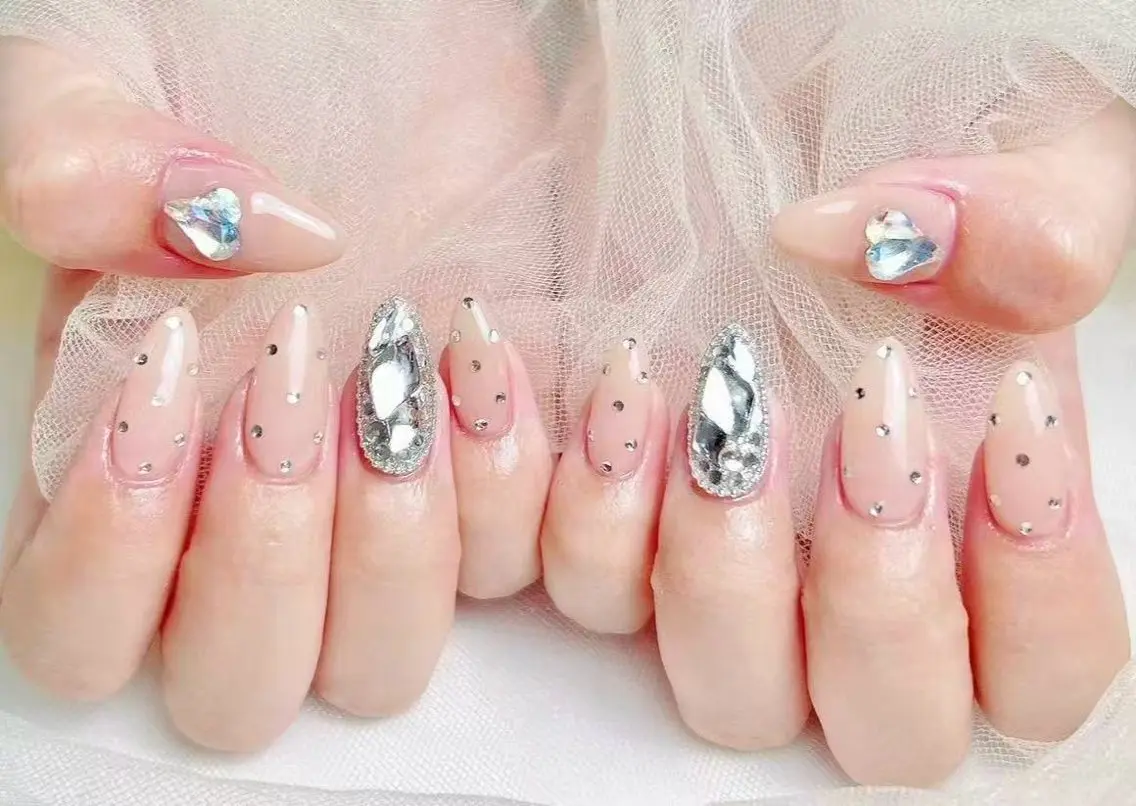 ネイル ハンドネイル Queen nailのネイルデザイン