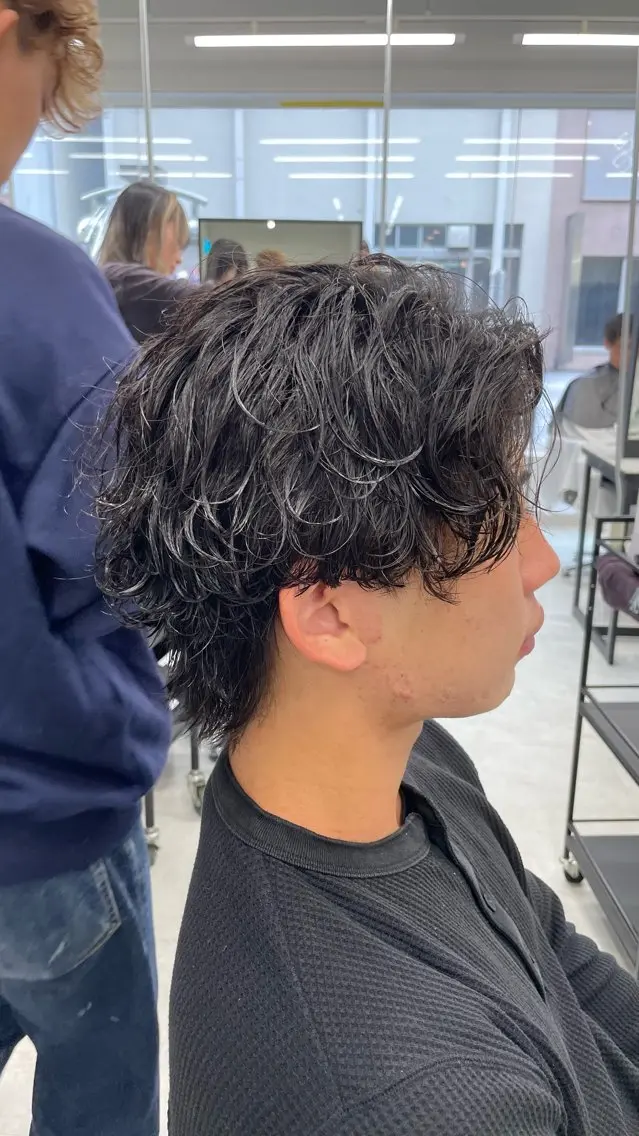 ミディアム パーマ メンズ カット パーマ メンズ特化AMITY SHINGOのヘアスタイル