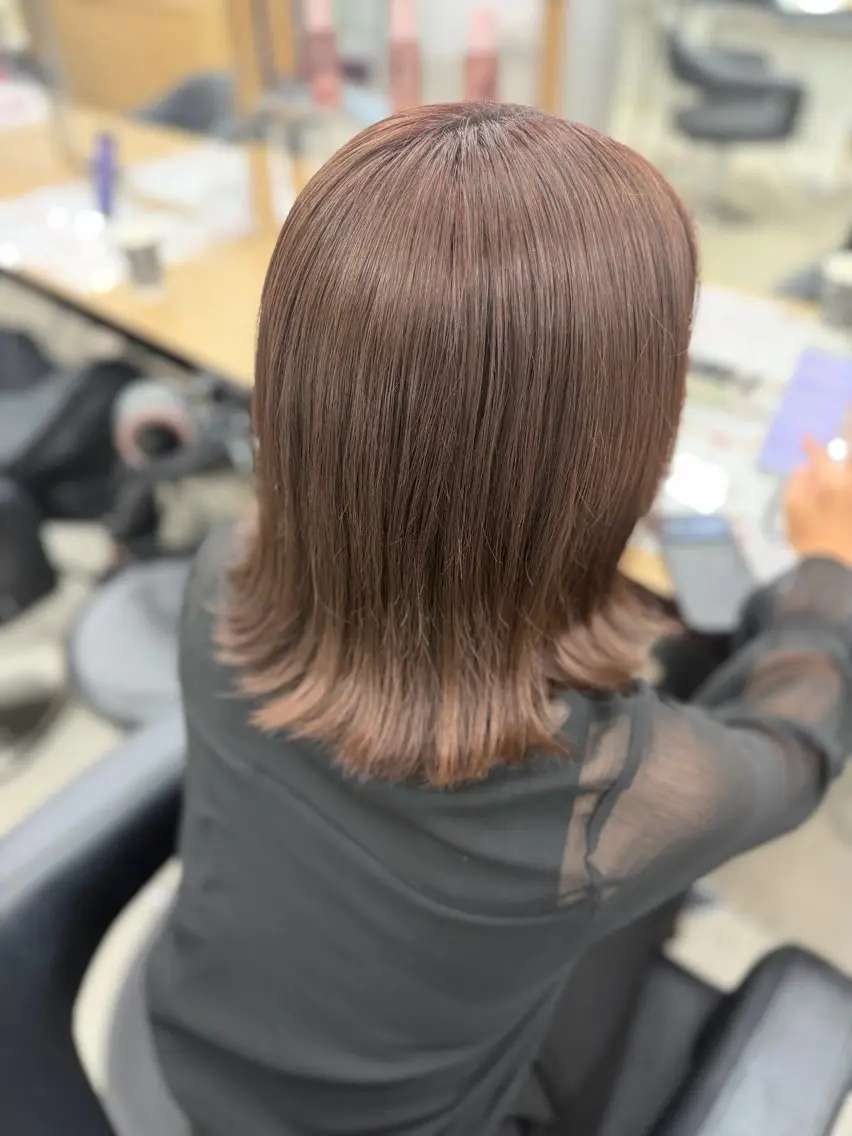 カラー 透明感カラー🫧 EMAのヘアスタイル