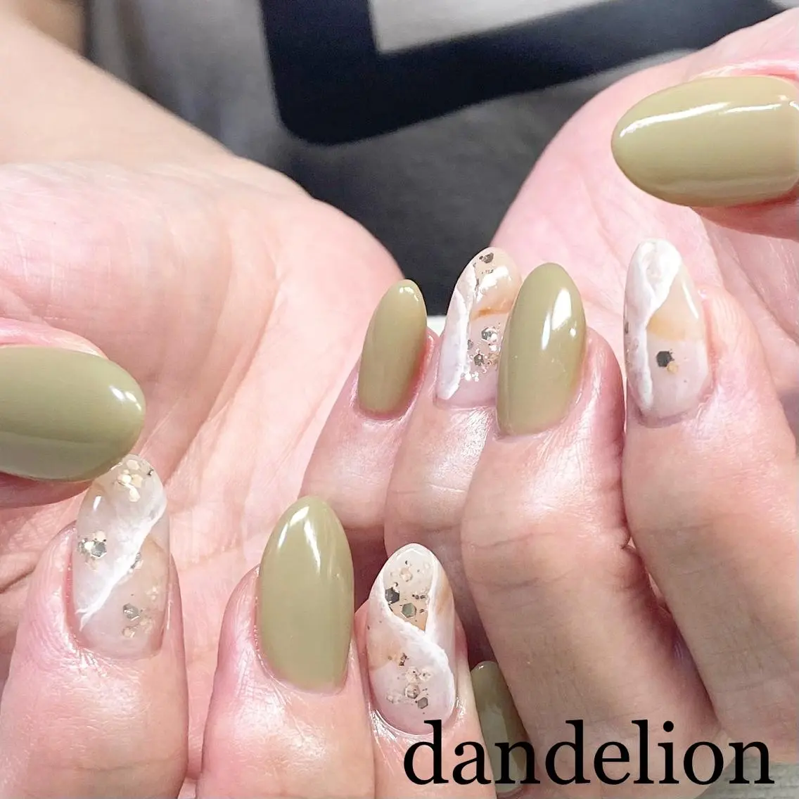 ネイル ハンドネイル ハンドケア dandelion ダンデライオンのネイルデザイン