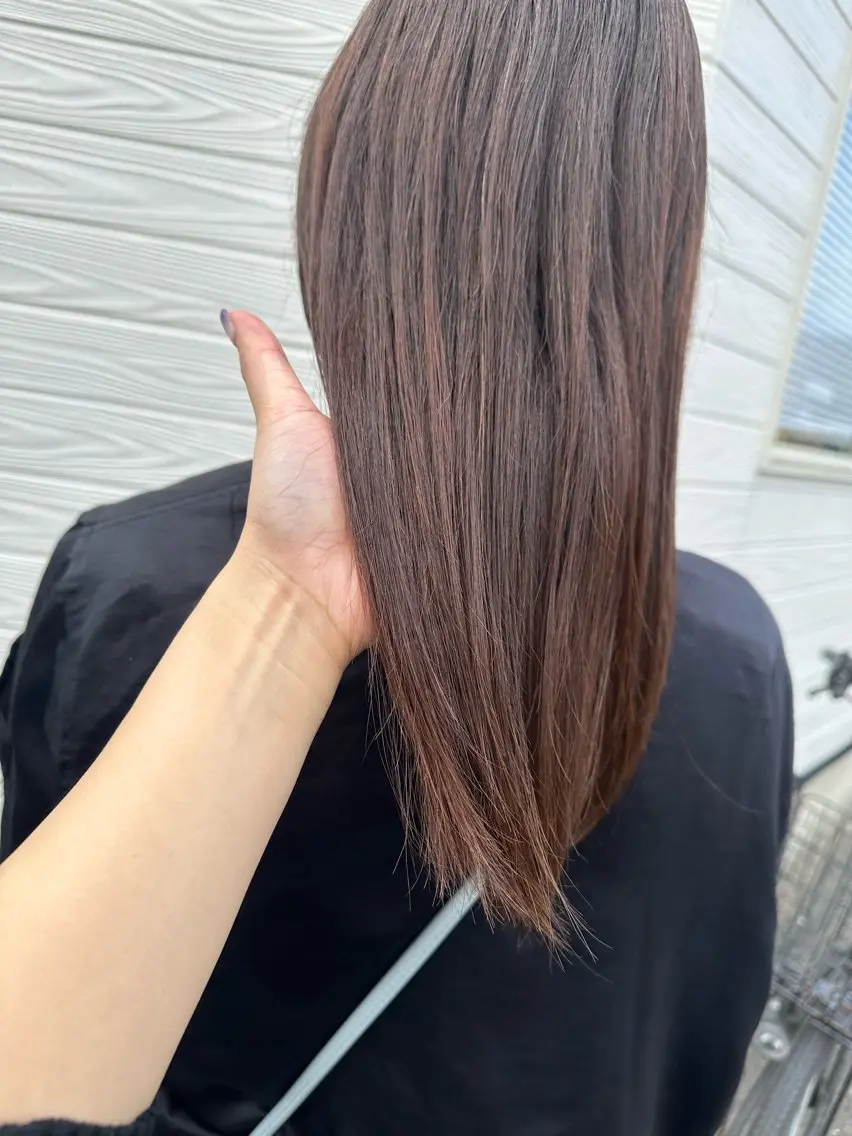 セミロング ヘアカラー 半田 知穂のヘアスタイル