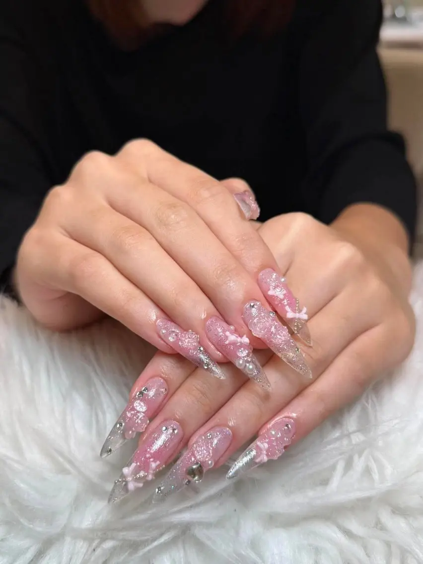 ネイル アートネイル ジェルネイル ニュアンスネイル シンプルネイル ハンドネイル Nie Nail Shinokuboのネイルデザイン