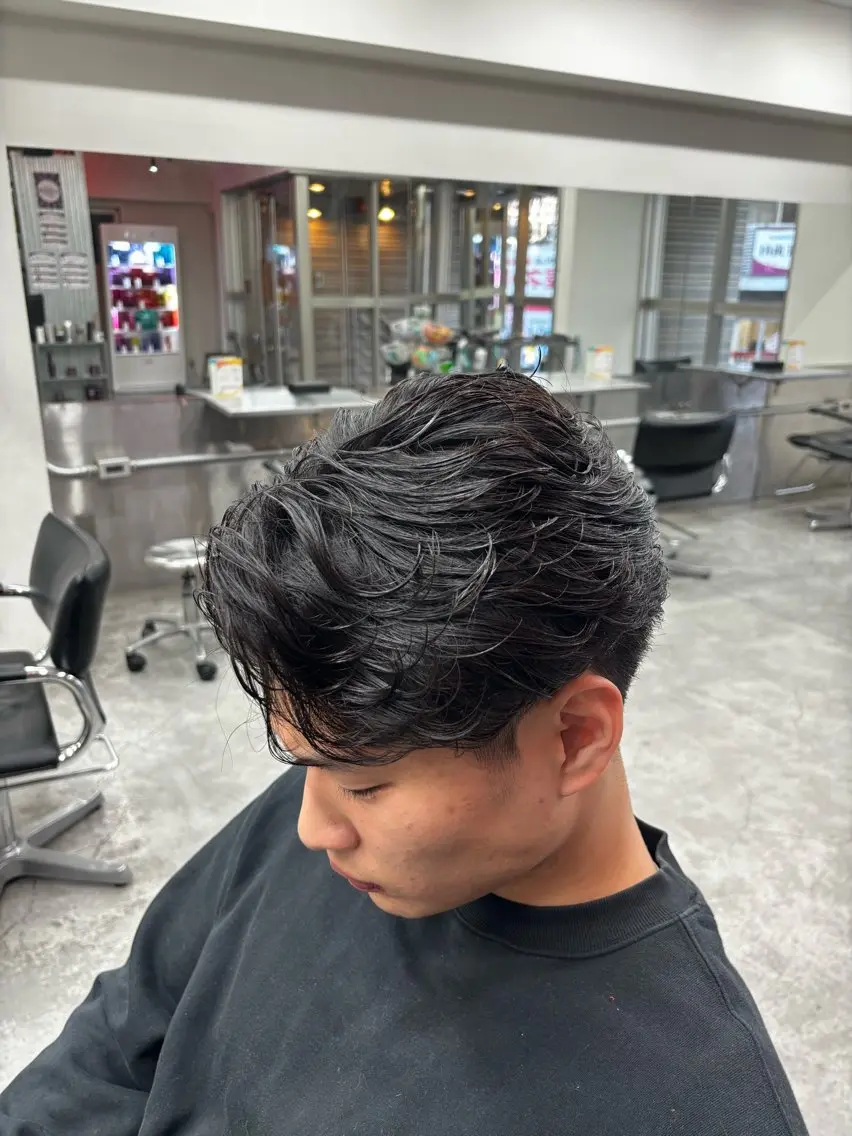 パーマ メンズ カット パーマ メンズ特化✨️ 韓国風パーマ🔥一八のヘアスタイル
