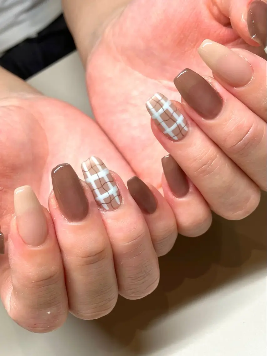 ネイル ブラウン ハンドネイル fun the nail ayakaのネイルデザイン