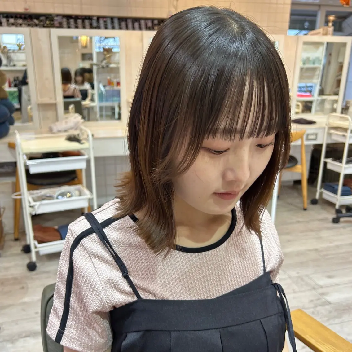 ミディアム 切りっぱなしボブ ボブ カット and tomi :山本明莉のヘアスタイル