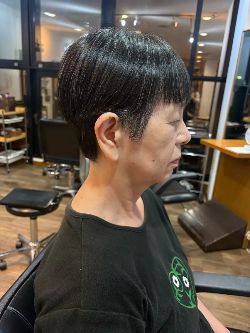 ショート 扇 空のヘアスタイル